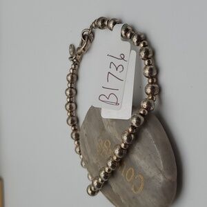 Premier designs silver bullet beaded‎ bracelet B1736